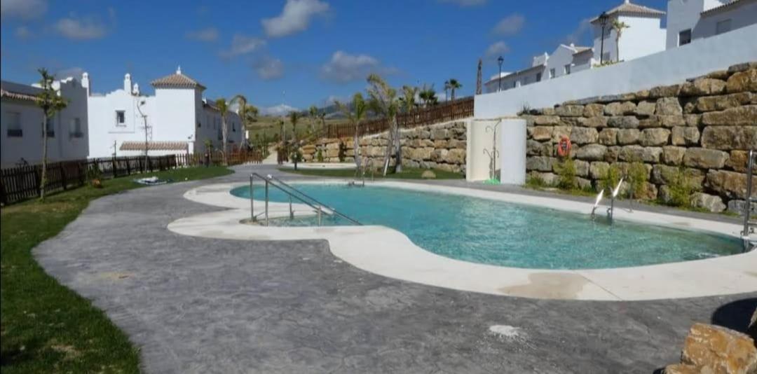 Agradable Casa Adosada Con Piscina Zahara de los Atunes Eksteriør bilde